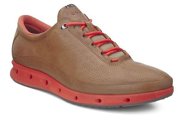 Ecco O2 Shoes With Gore-Tex Surround | Practical Travel Gear 1