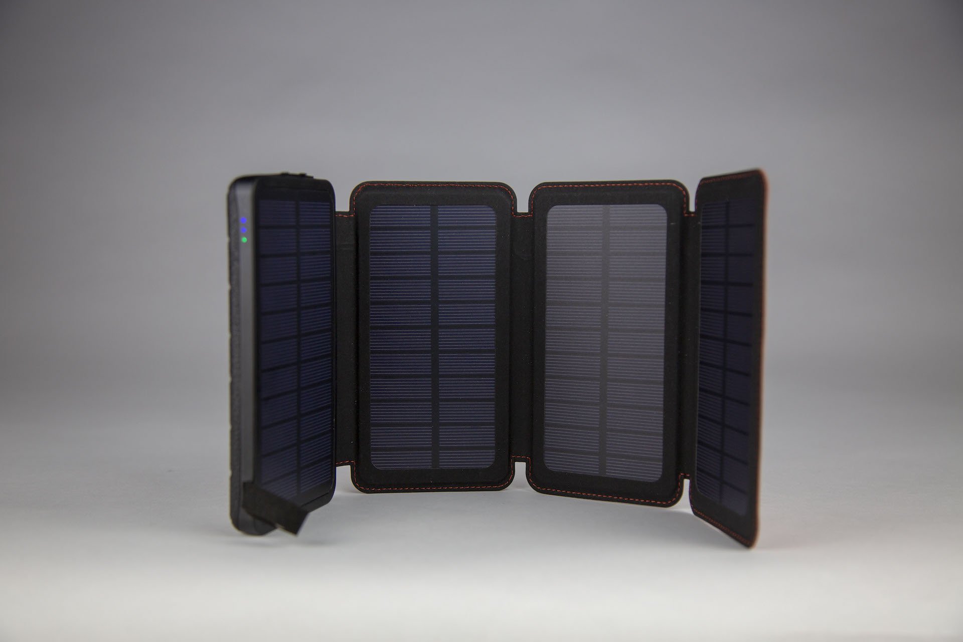Elios Wanderer Solar Portable Charger