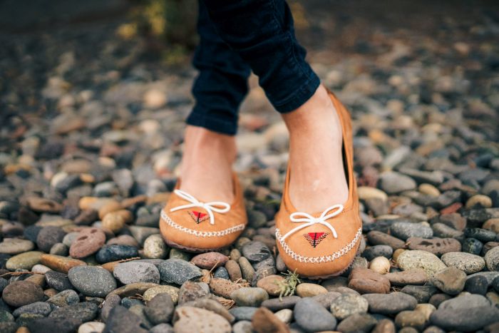 Manitobah Butterfly flats in cashew