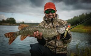 polarized fishing sunglasses with green mirror lens